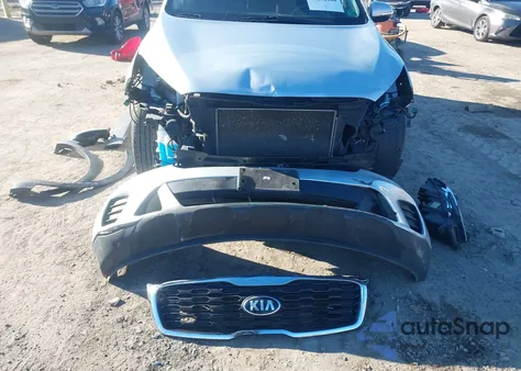 2020 Kia Sorento 2.4L L из США, поврежденный, VIN 5XYPG4A37LG656575